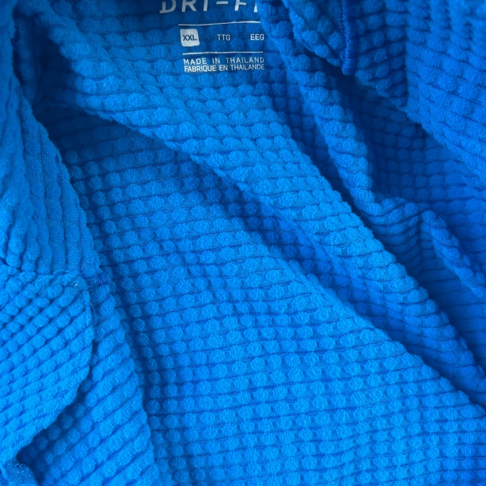 Nike Dri Fit Blue Half-Zip Long Sleeve Top. XXL. - Picture 8 of 8
